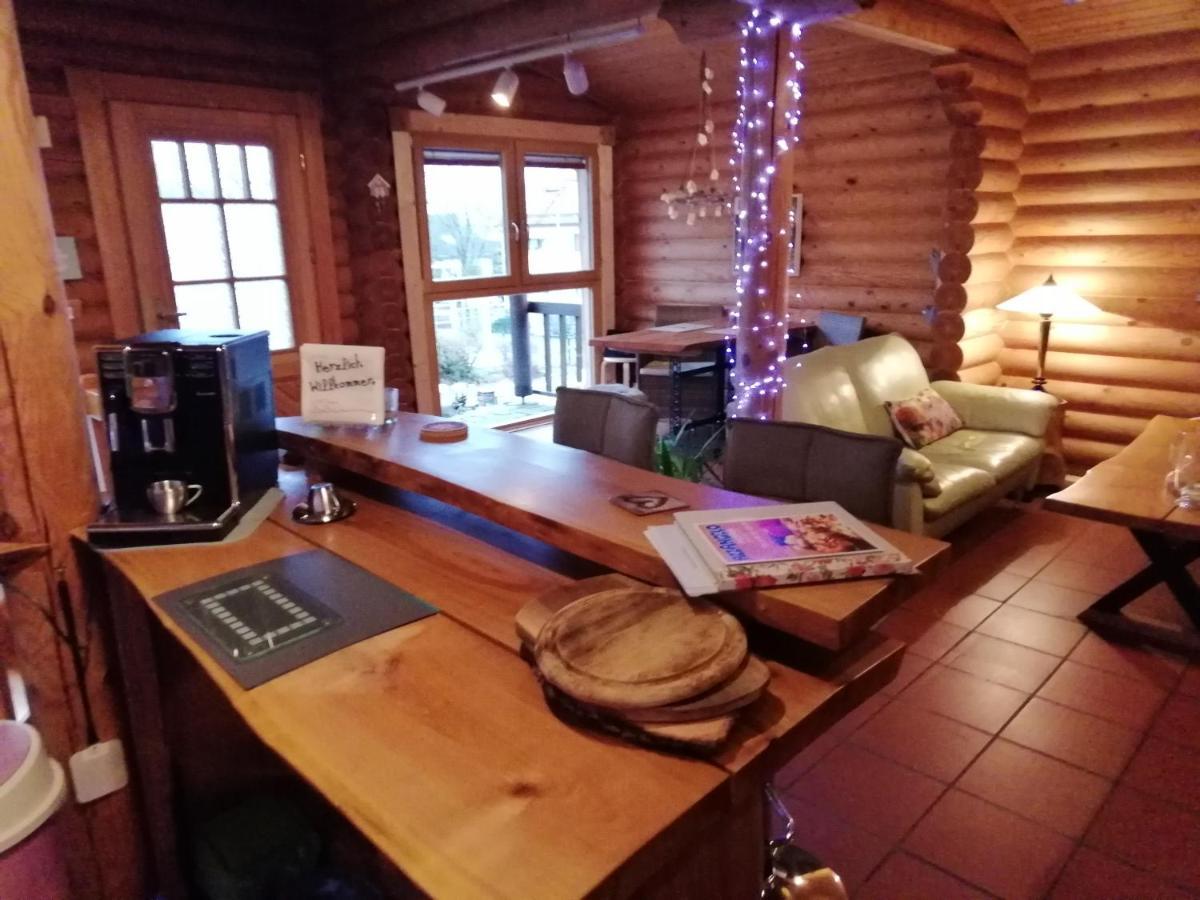 Ferienwohnung Blockhaus Juka Vinningen Exteriér fotografie