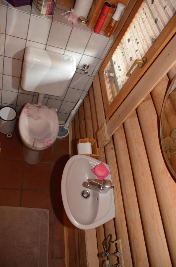Ferienwohnung Blockhaus Juka Vinningen Exteriér fotografie
