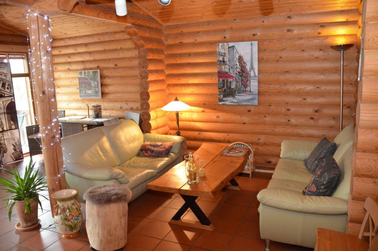 Ferienwohnung Blockhaus Juka Vinningen Exteriér fotografie